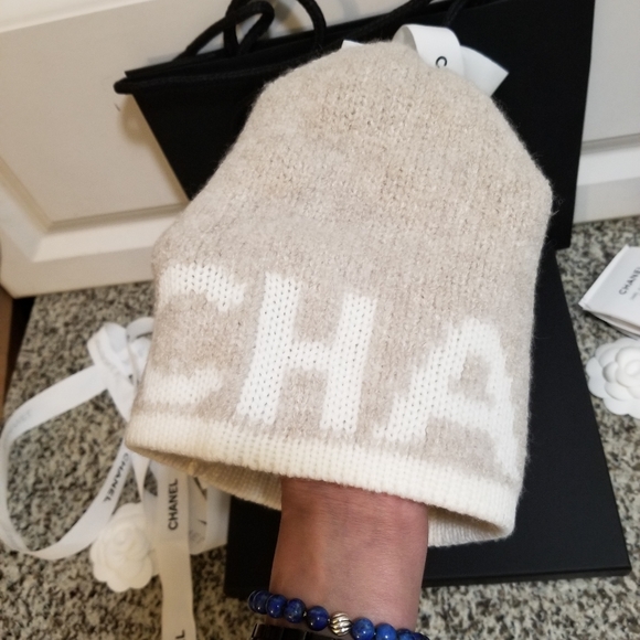 HOSTPICK!!! Chanel Cashmere &Wool Beanie - Picture 13 of 17